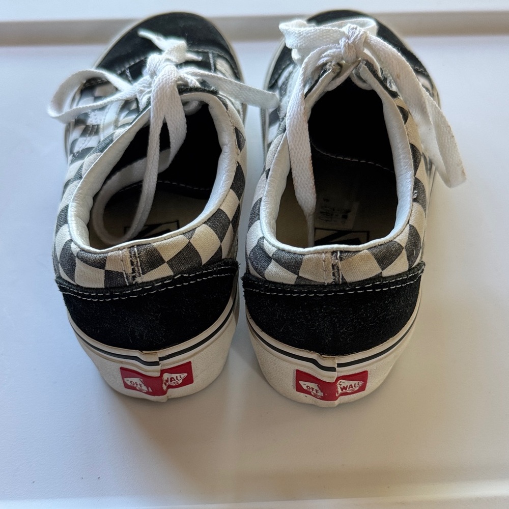Vans Checkered Black and White Sneakers size 5 - Picture 3 of 7